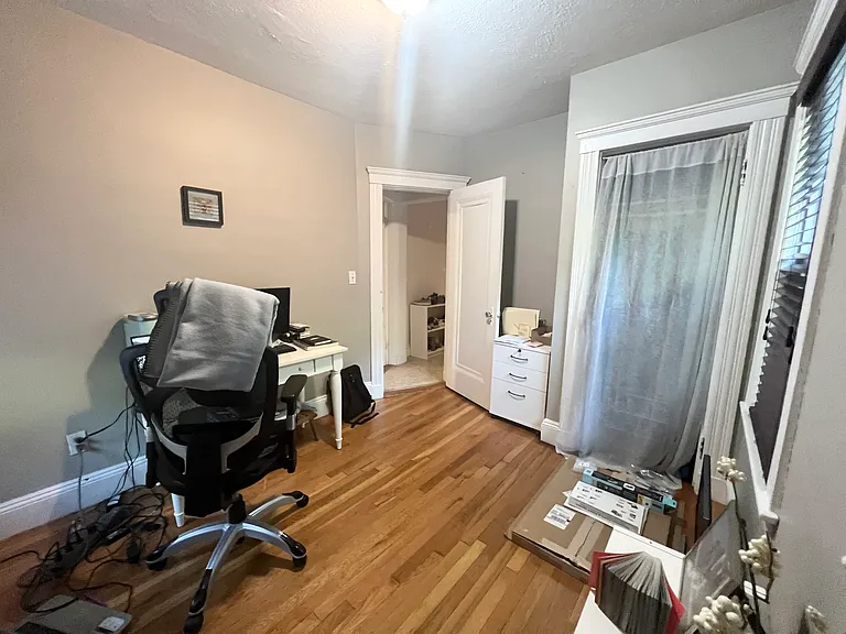 95 Westbourne Ter #1 — Photo 13