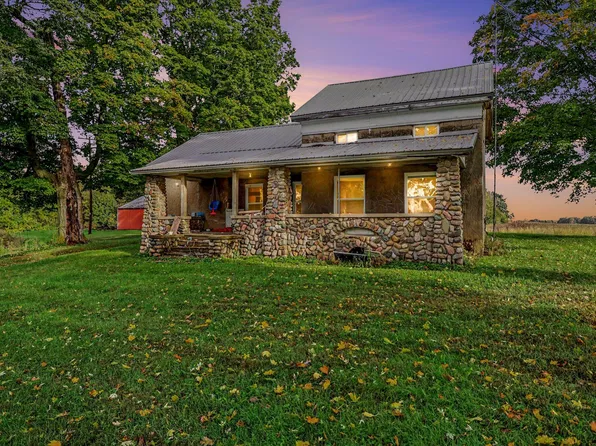 23725 L Dr N, Marshall, MI 49068