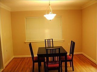 2nd image of 712 Griffis St