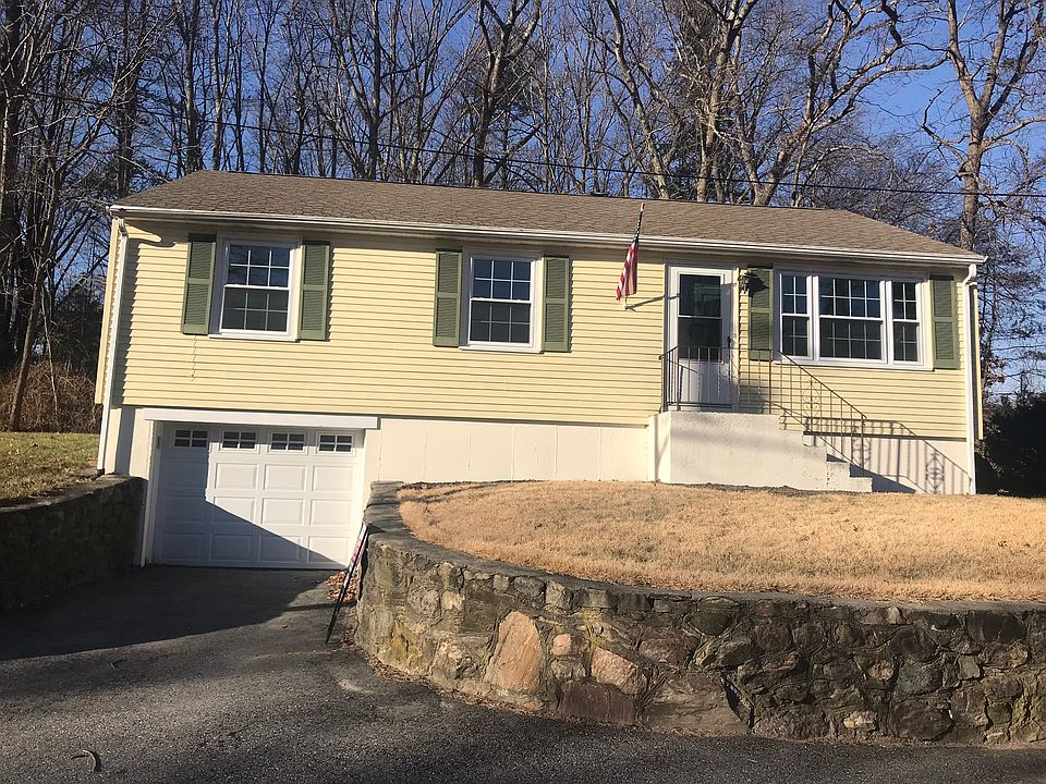 1st image of 25 Lorraine Ave