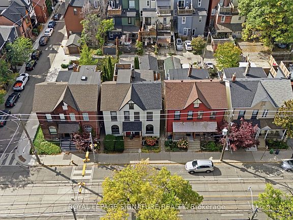 5th image of 170 Broadview Ave