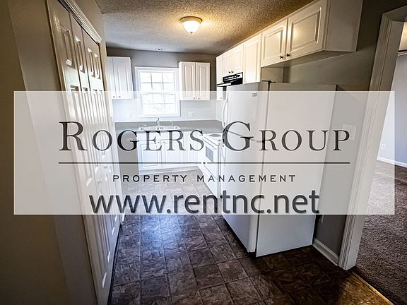 3rd image of 140 Sherwood Dr