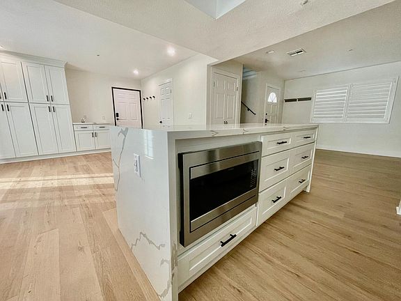 4th image of 5080 Sereno Dr