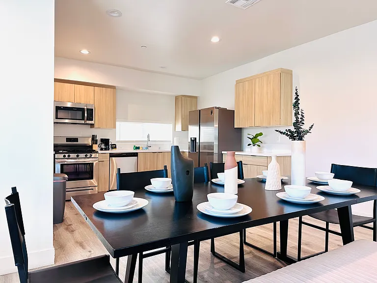 218 N Coronado St #216-1/2 — Photo 39