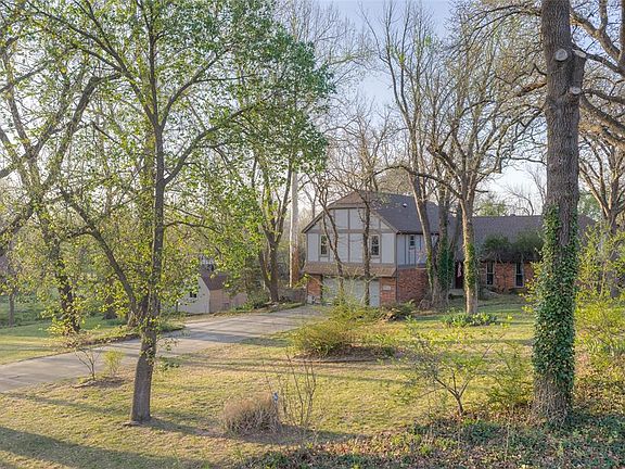 4th image of 11784 Woodland Hill Dr