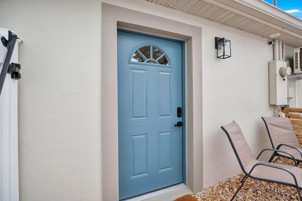 Building Photo - E Cypress St