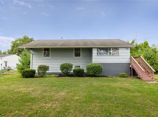 711 Hamlin Parma Townline Rd, Hilton, NY 14468