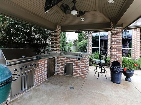3rd image of 187 S Bauer Point Cir
