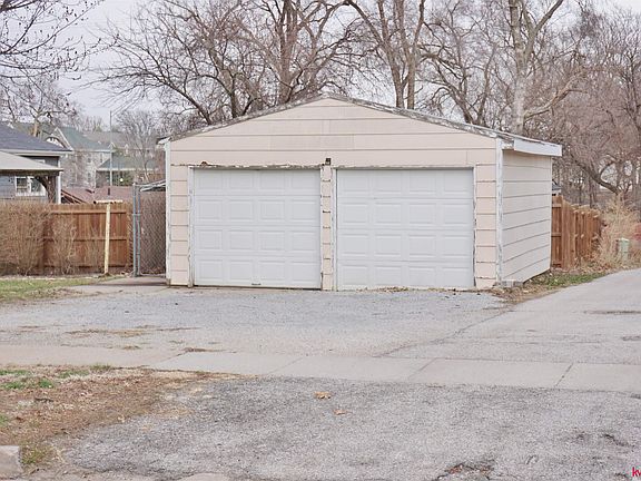 4th image of 5401 Pioneers Blvd
