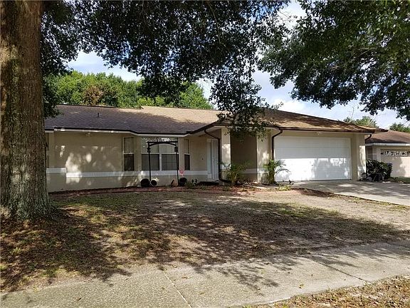 2nd image of 5728 Lakefield Ct
