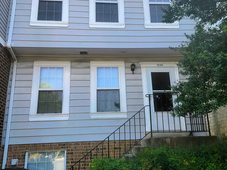 9139 September Ln — Photo 2