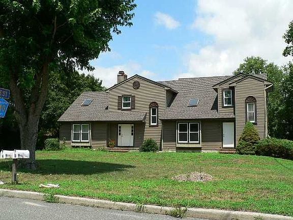 2nd image of 2592 E Landis Ave