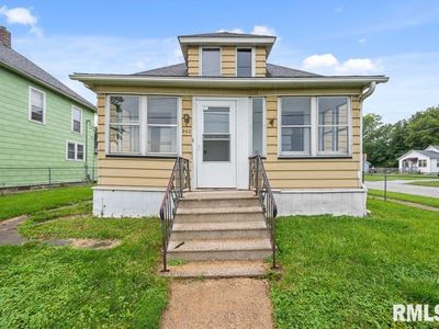 402 S Clark St, Davenport, IA, 52802