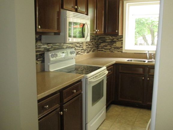 3rd image of 4400 Hillside Ct