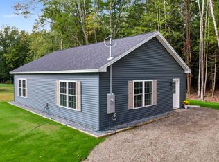 203 Main St, Bradley, ME 04411