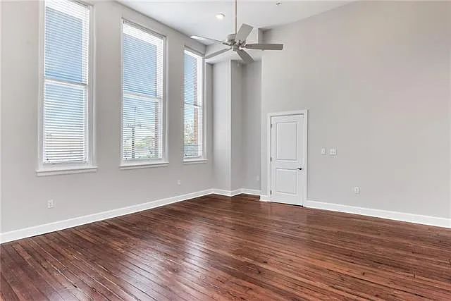 3601 Camp St #302 — Photo 24