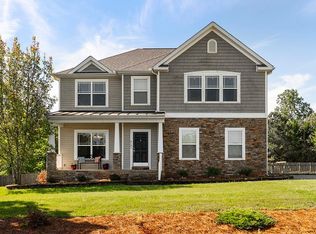 2121 Fairwinds Dr, Graham, NC 27253