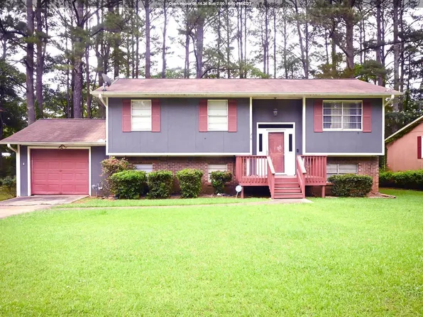 1219 25th Ave N, Hueytown, AL 35023