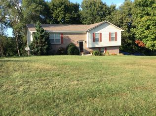 304 Ballard Rd, Berea, KY 40403