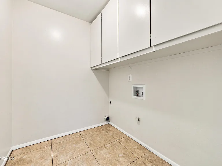 212 E Eugie Ave — Photo 15