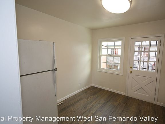 4th image of 700 1/2 S Kalisher St