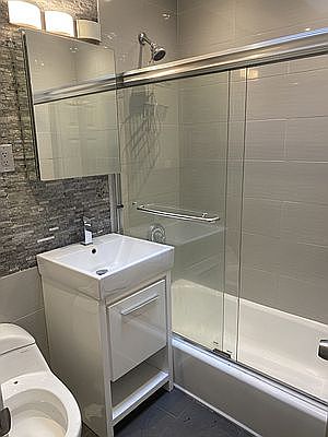 4th image of 1594 3rd Ave APT 5B