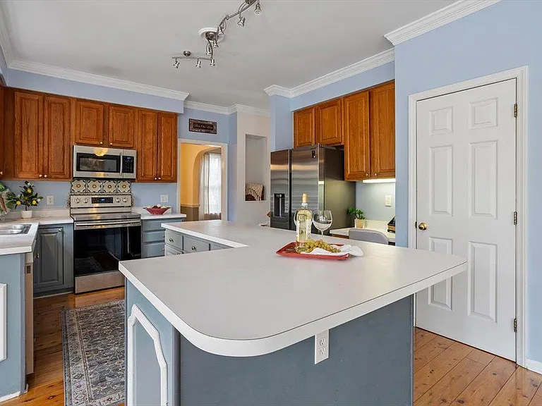 2804 Shofield Ct — Photo 9