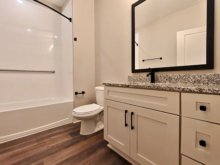 Treesort Luxury Living — Photo 61