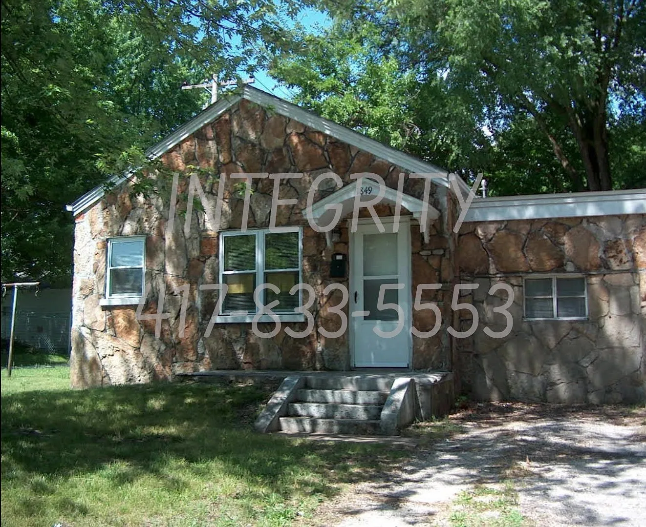 2 bed, 723 sqft, $750 — Photo 1