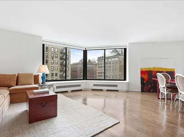 40 East 94th Street 13G image 1 of 12