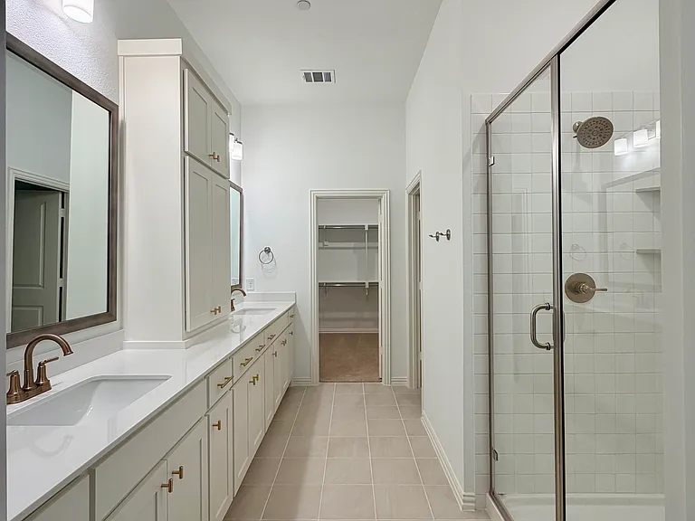 1020 Splitrock Dr — Photo 11