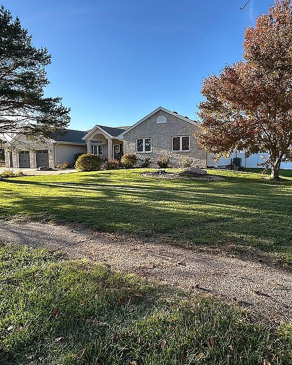 1st image of 30 Ponderosa Dr