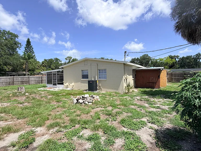 7912 W Paris St — Photo 26