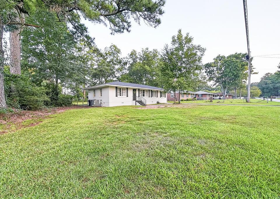 1st image of 4903 Boyd Dr