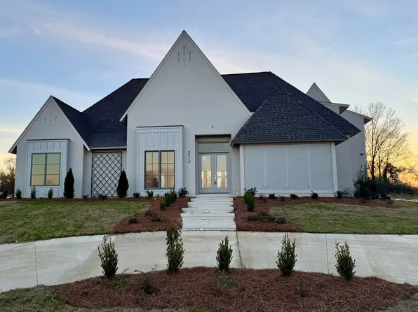 212 Welchshire Dr, Madison, MS 39110