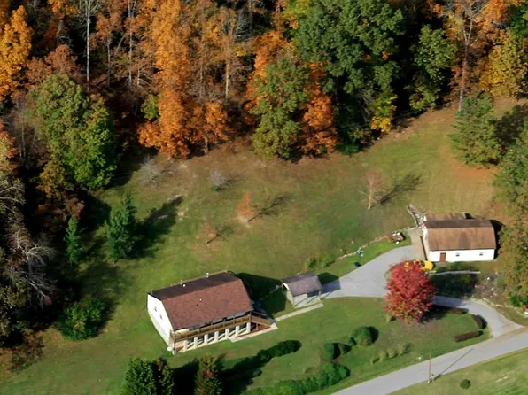 2335 Rabel Mountain Rd, South Charleston, WV 25309