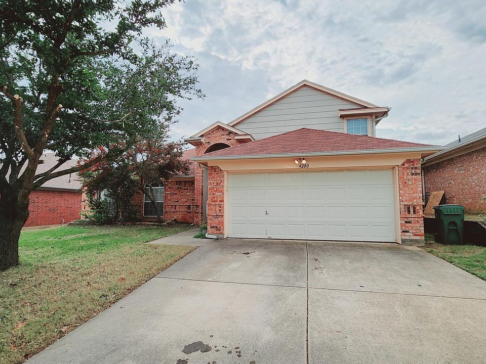 1st image of 4200 Bent Oaks Dr