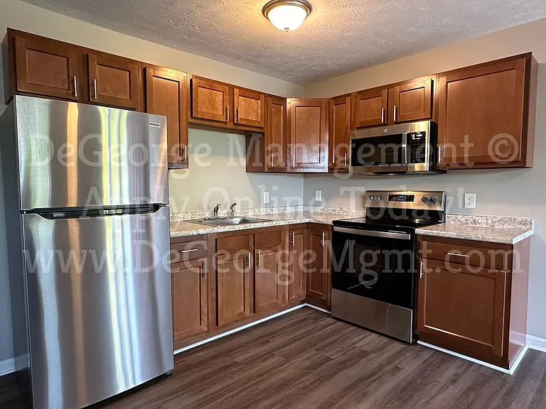 Burdick Estates Apartments — Photo 93
