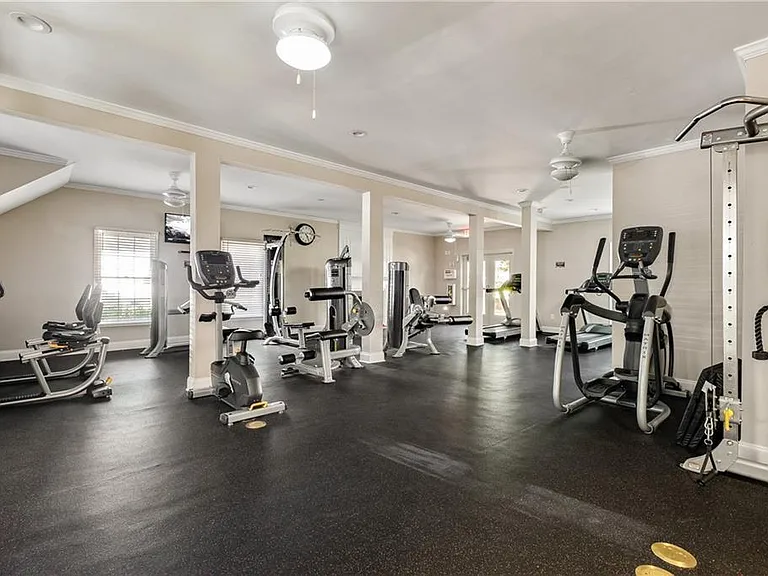 25201 Plantation Dr NE #201 — Photo 41