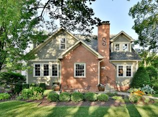 619 S Fairfield Ave, Elmhurst, IL