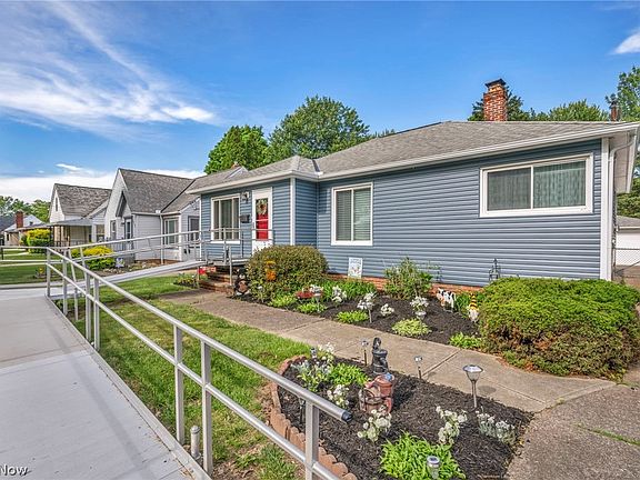 3rd image of 6457 W 130th St