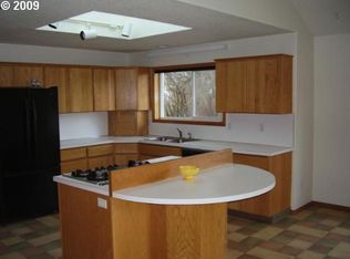 59040 Whitetail Ave, Saint Helens, OR 97051