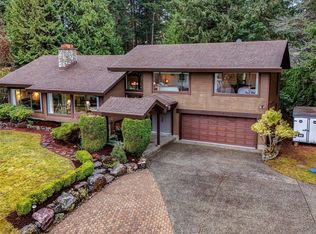 11340 Pachena Pl, North Saanich, BC V8L 5J5