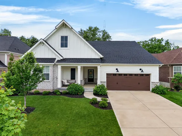 2742 White Pine Dr, Villa Hills, KY 41017