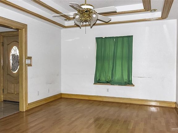 2nd image of 3204 Flamingo Ave