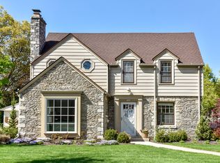 9502 Harding Blvd, Wauwatosa, WI 53226