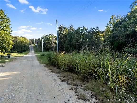 2nd image of 53201 S Fairway Dr