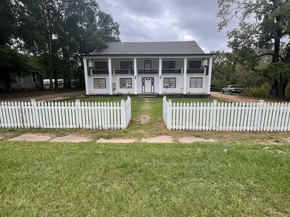301 W Marion Ave, Crystal Springs, MS 39059