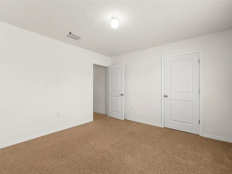 8008 SW 62nd Ct — Photo 35