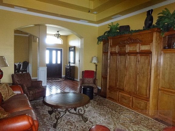 4th image of 1745 Karis Ct